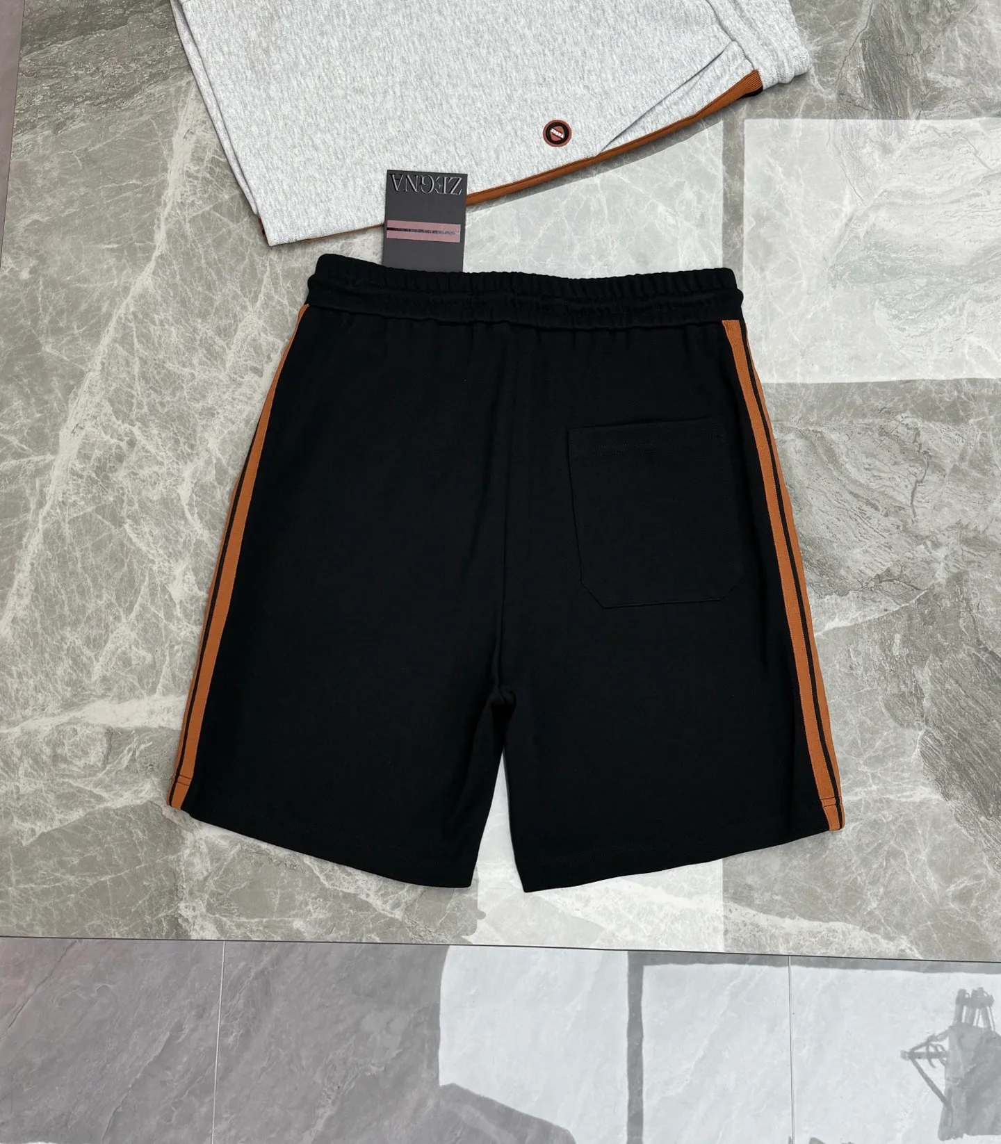 。 190 ⚜️ZEGNA . Black Classic Brown . . . Breathable， ! + ， ， ， . OK， ， ， 。 ， 。 T Sneakers， get ! ！ ：Black.Gray.White.Sizes：M-3XL（S ）175/145 L